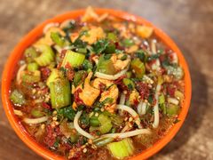 鸡肉炒米粉-玲玲米粉·新疆现炒米粉(大十字总店)