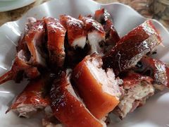 -黄记四更烤乳猪店