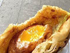 -小红车炸蛋葱油饼