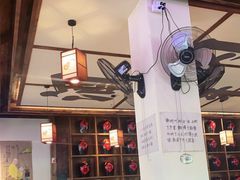 门面-先启半步颠小酒馆(白麓里店)