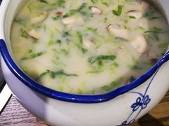 -三人行骨头王火锅(长寿店)