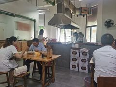 大堂-何永光123鲜牛肉馆(1号店)