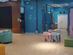 -Swim斯卫姆国际儿童游泳中心(红博中央公园店)