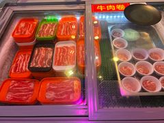 -尚品海鲜肥牛自助火锅(湖明店)