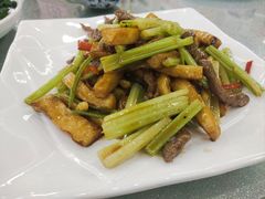 -渔鸽皇酒楼(鸿大广场店)