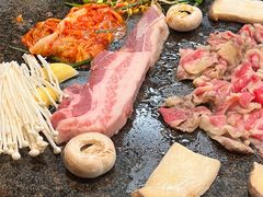 -小黑猪石板烤肉(皇冠花园店)