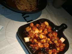 -巴厘龙虾·榜首油焖大虾(音乐学院·沿江酒馆店)