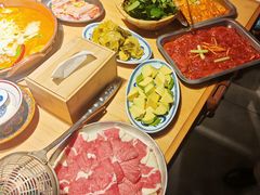 -洱火云南酸菜牛肉火锅(石景山当代商城店)