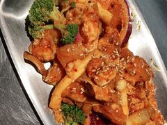 -马路牙子烧烤音乐酒馆(望京店)