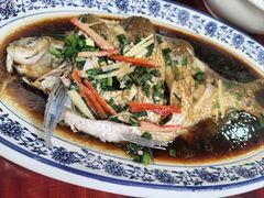 葱油鳊鱼-芦茨金富饭庄·25年老字号·专做稻草鸡