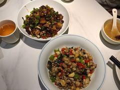 -楚山晓·湖北菜(武汉光谷K11店)