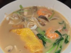 -荣家黄鱼面(前滩太古里店)