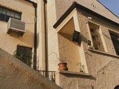 -常熟路(地铁站)