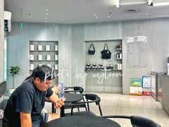 -M Stand(南京紫峰大厦店)