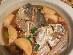 -荣小馆(椒江青悦城店)