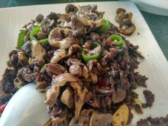 外婆菜炒鸡杂-石潭贵香酒店(玄真路店)