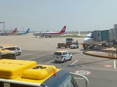 -东方航空(虹桥路店)