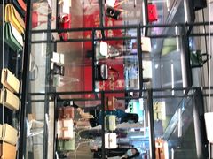 -CHARLES&KEITH(1234space店)