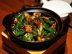 天柱山辣椒炒黑毛猪肉-山里亲戚(淞虹路店)