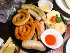 -马迭尔德式西餐精酿啤酒屋(中央大街店)
