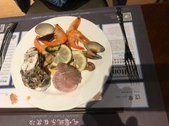 -武汉世茂希尔顿酒店·汇·全日餐厅