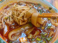 -拈签一笑黄牛肉辣卤串串