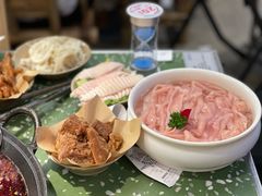 -五里关火锅(上海鑫耀·光环Live店)