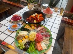-朱光玉火锅馆(小寨原力场店)
