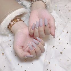 -悦指间美甲美睫