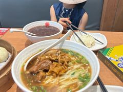 -阳阳中国饭(北京荟聚店)