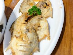 香炸野生鲳鱼-必点海鲜·鲅鱼水饺(鞍山西道店)