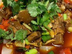 -野山舂·贵州现舂酸汤火锅(鸿通城店)