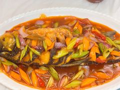 干烧草鱼-三岔涧农家乐