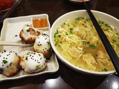 鲜肉小馄饨-东泰祥生煎馆(陕西南路店)