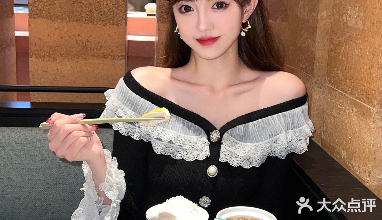 一家可以在清吧里喝鸡汤的店！！🤩