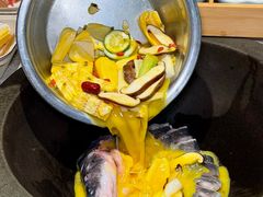 -鲜潭蒸汽石锅鱼(五道口购物中心店)