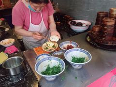 -曾笼笼牛肉饼