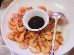 -海盗船. 龙虾烧烤. 酒馆
