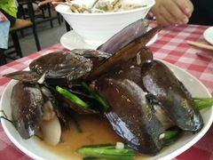 -拉威海鲜市场
