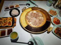 -猪啊牛呀羊啊铜盘烤肉(正大广场店)