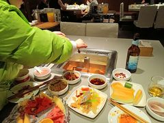 -海底捞火锅鲜切牛肉主题店(长寿路店)