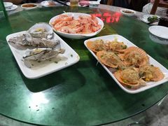 -四川小胡子海鲜(丁村万人海鲜广场店)