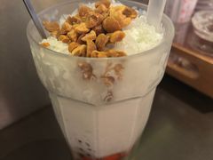 -大头虾越式风味餐厅(光明广场店)