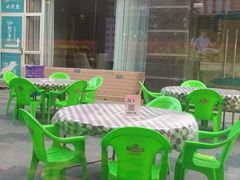 -川流不息·地道川菜·小龙虾(新松江路店)