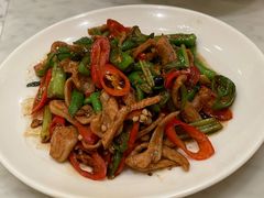 豉椒小炒松板肉-南小馆(迪士尼小镇店)