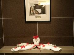 -西安大雁塔科技大学地铁站亚朵酒店