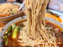 -丁丁猫重庆小面(徐州路店)