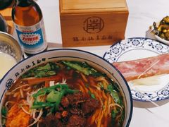 -镇南锅盖面馆(解放路店)