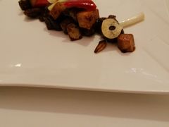 堂灼顶级雪花牛肉-醉辉皇上海之巅(上海中心大厦店)