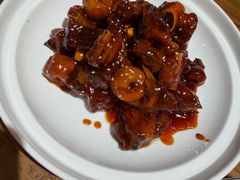 山楂炖排骨-东来菜馆•手抓海鲜家常菜•海鲜锅贴(鸽子窝店)